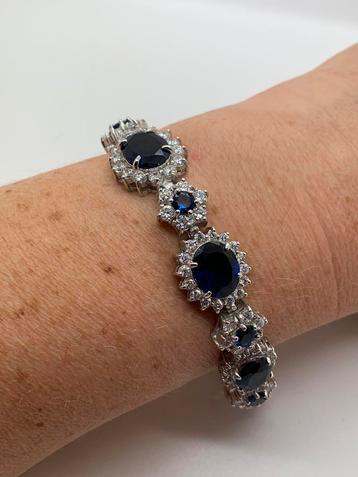 P831 Prachtige zilveren armband blauwe stenen  beschikbaar voor biedingen