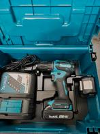Makita nieuwe boorschroefmachine met lader en 2 keer 1.5ah, Ophalen, Nieuw