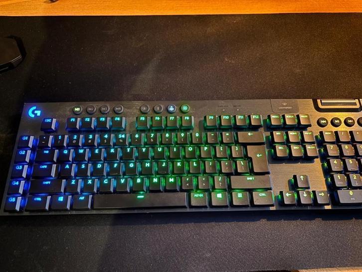 Logitech G915 Keyboard, Computers en Software, Toetsenborden, Zo goed als nieuw, Qwerty, Draadloos, Gaming toetsenbord, Ophalen