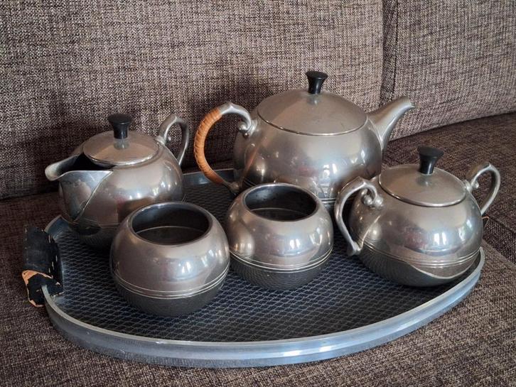 Vintage Daalderop theeset – compleet met dienblad, Antiek en Kunst, Antiek | Tin, Ophalen