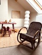 Kinder schommelstoel rotan, Kinderen en Baby's, Ophalen of Verzenden, Zo goed als nieuw, Stoel(en)