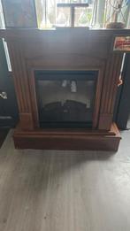 Mooie elektrische haard met houten ombouw, Ophalen of Verzenden, Gebruikt, Vrijstaande haard, Elektrische haard