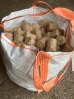 Haardhout vanaf €15.- op voorraad liggen, Minder dan 3 m³, Ophalen