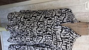 Blouse nieuw beschikbaar voor biedingen