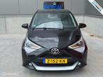 Toyota Aygo 1.0 VVT-i x-joy | Carplay | Airco, Voorwielaandrijving, Gebruikt, Euro 6, 4 stoelen