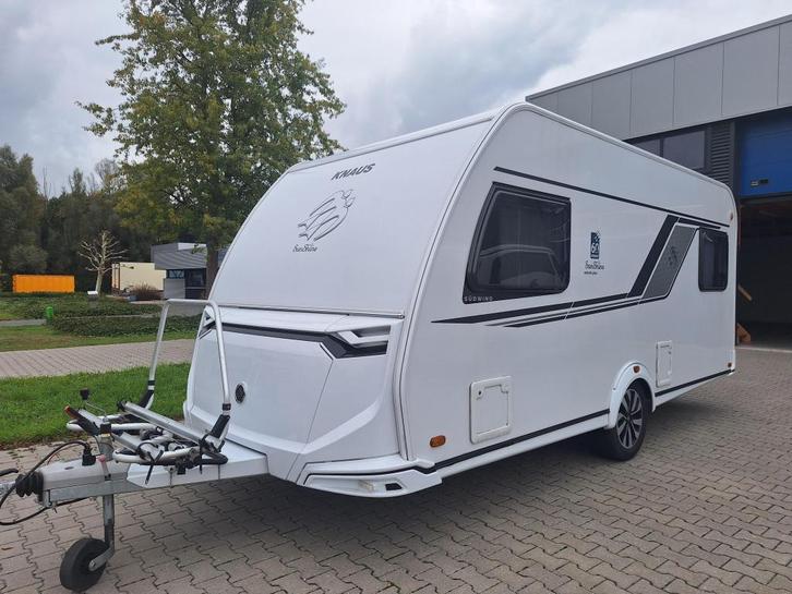 Knaus Sudwind 60 Years 2023 - 460 EU + Airco (1019380), Caravans en Kamperen, Caravans, Particulier, tot en met 4, Treinzit, Knaus