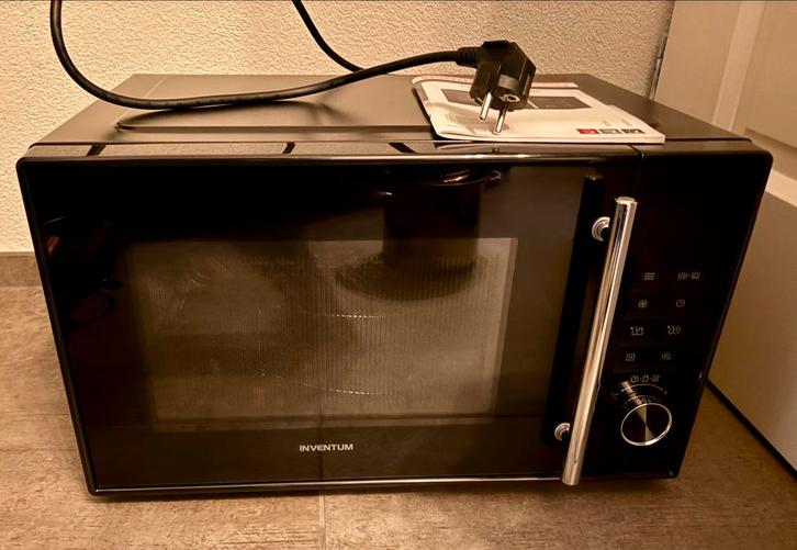Inventum Combi Magnetron MN237CB, Witgoed en Apparatuur, Magnetrons, Zo goed als nieuw, Vrijstaand, Combimagnetron, Minder dan 45 cm
