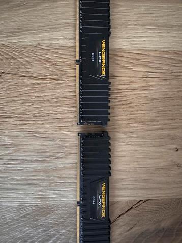 Corsair Vengeance LPX DDR 4 2660mhz 16GB totaal beschikbaar voor biedingen