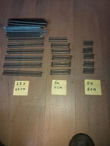 H0 rails  beschikbaar voor biedingen