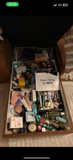 Mysterybox cosmetica/make-up en veel meer lees beschrijving!, Sieraden, Tassen en Uiterlijk, Uiterlijk | Cosmetica en Make-up
