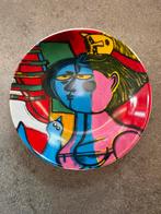 Collectors items, unieke schaaltjes van Corneille, Ophalen