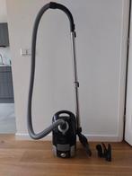 Miele stofzuiger, Witgoed en Apparatuur, Stofzuigers, Gebruikt, Stofzuiger, 1200 tot 1600 watt, Ophalen