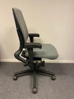 Ahrend 230 lichtgrijs, hoge rug, 4D armleggers!, Huis en Inrichting, Bureaustoelen, Gebruikt, Ophalen of Verzenden, Grijs, Bureaustoel