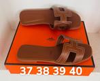 Hermes slippers oran bruin, Ophalen of Verzenden, Zo goed als nieuw, Sneakers of Gympen