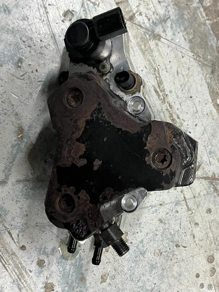 Mercedes Hogedrukpomp A6460700301 Bosch, Auto-onderdelen, Brandstofpompen, Gebruikt, Ophalen