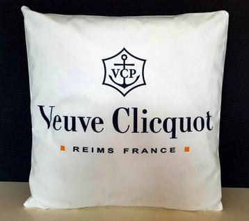 Veuve Clicquot Velours dubbelprint Kussenhoezen. beschikbaar voor biedingen