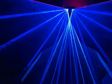 Laser rgb! 500mw beschikbaar voor biedingen