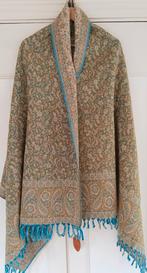 Warme royale omslagdoek in warm geel/ blauw nieuw!, Ophalen of Verzenden, Nieuw, Maat 42/44 (L), Overige kleuren