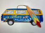 Retro Bus bord met surfplank the beach is calling ! surf bus, Verzenden, Nieuw