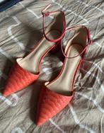 Invito schoenen met hak maat 37, Kleding | Dames, Schoenen, Schoenen met lage hakken, Verzenden, Nieuw, Oranje