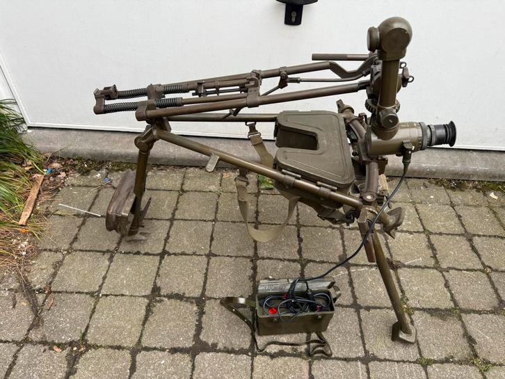 MG3 3poot. MG42 MG51, Sport en Fitness, Schietsport-accessoires, Zo goed als nieuw, Ophalen