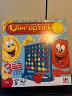 Vier op een rij, Hobby en Vrije tijd, Gezelschapsspellen | Overige, Ophalen of Verzenden, Zo goed als nieuw