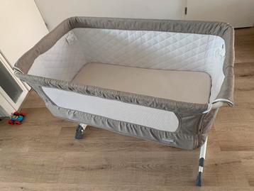 Co sleeper beschikbaar voor biedingen