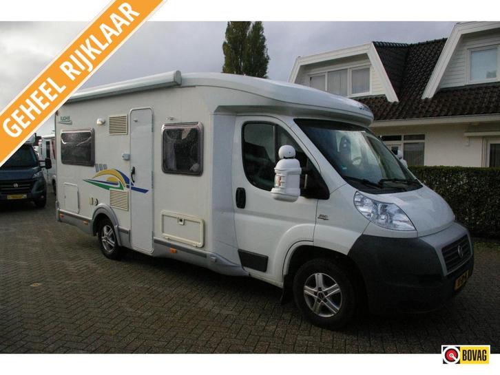 Chausson Flash, Fransbed, Top indeling., Caravans en Kamperen, Campers, tot en met 4, Half-integraal, Chausson, Diesel, Handgeschakeld