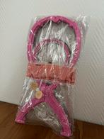 4x Nieuwe Pruik Standaard - Roze & Zwart, Ophalen of Verzenden, Nieuw, Pruik of Haarverlenging