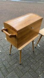 Prachtige brocante kist zware uitvoering eiken slot, Ophalen