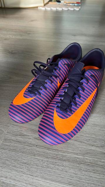 Nike Voetbalschoenen beschikbaar voor biedingen
