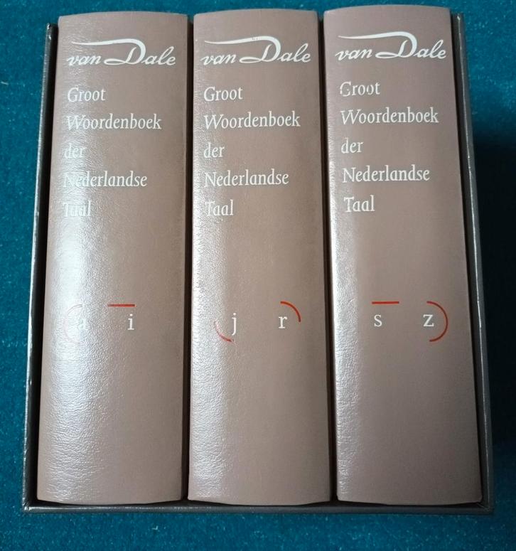 Van Dale Groot Woordenboek - 3 Delig, Boeken, Woordenboeken, Zo goed als nieuw, Nederlands, Van Dale, Ophalen of Verzenden