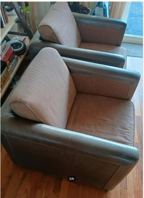 2x Stijlvolle Fauteuils van Leer en Stof, Huis en Inrichting, Fauteuils, Zo goed als nieuw, Leer, Stof, 50 tot 75 cm, 75 tot 100 cm