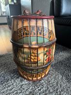 Een houten sier ton opberg vat., Ophalen