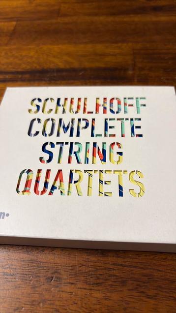 Alma Quartet 2 cd box Schulhoff complete strings beschikbaar voor biedingen
