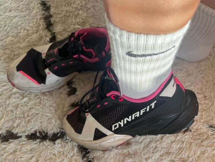 Dyna fit hardloop schoenen / trailrun schoen dames, Sport en Fitness, Loopsport en Atletiek, Gebruikt, Hardloopschoenen, Hardlopen