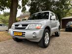 Mitsubishi Pajero 3.2 DI GLS Hrls AUT 4WD 2003, nwe APK!, Auto's, Bestelauto's, Automaat, Zwart, 4 cilinders, 160 pk
