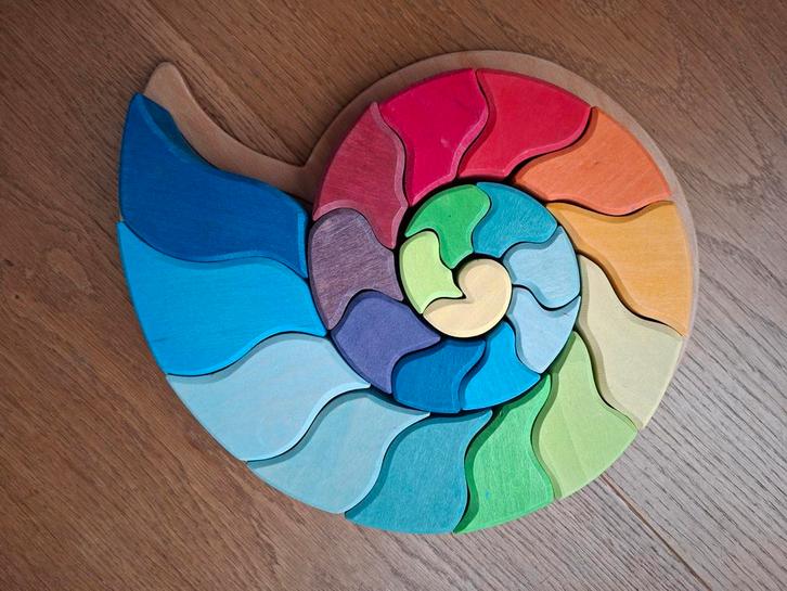 Grimms Houten Puzzel Ammoniet - 23 Stukjes, Kinderen en Baby's, Speelgoed | Bouwstenen, Zo goed als nieuw, Ophalen of Verzenden