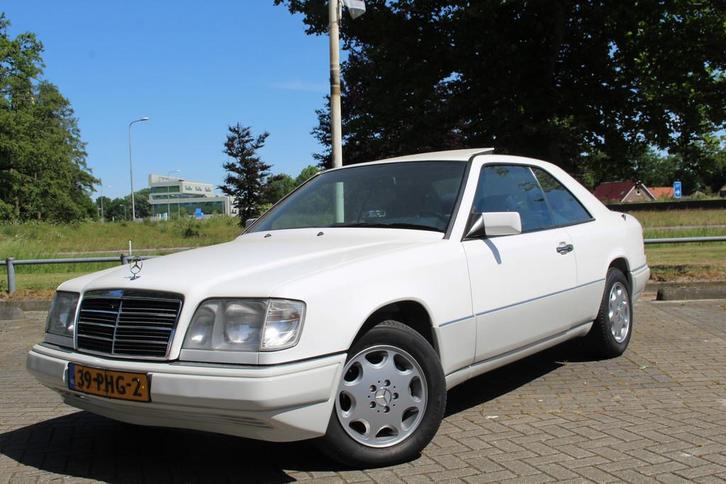 Mercedes-Benz E-Klasse 220 Elegance *94000KM!* ALS NIEUW! Vo, Auto's, Oldtimers, Bedrijf, Te koop, ABS, Centrale vergrendeling