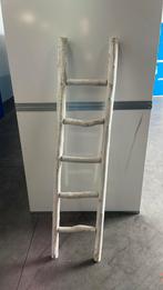 Sier ladder wit, Doe-het-zelf en Verbouw, Ladders en Trappen, Ophalen, Zo goed als nieuw, Minder dan 2 meter