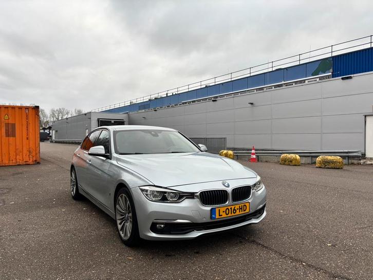 BMW 3-serie 330e 252pk 2017 Grijs, Auto's, BMW, Particulier, 3-Serie, ABS, Achteruitrijcamera, Adaptieve lichten, Airbags, Airconditioning