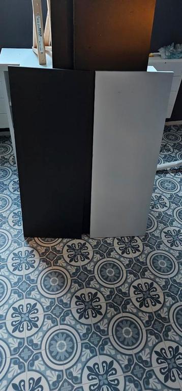 Wandplank 28x75 met ophang.