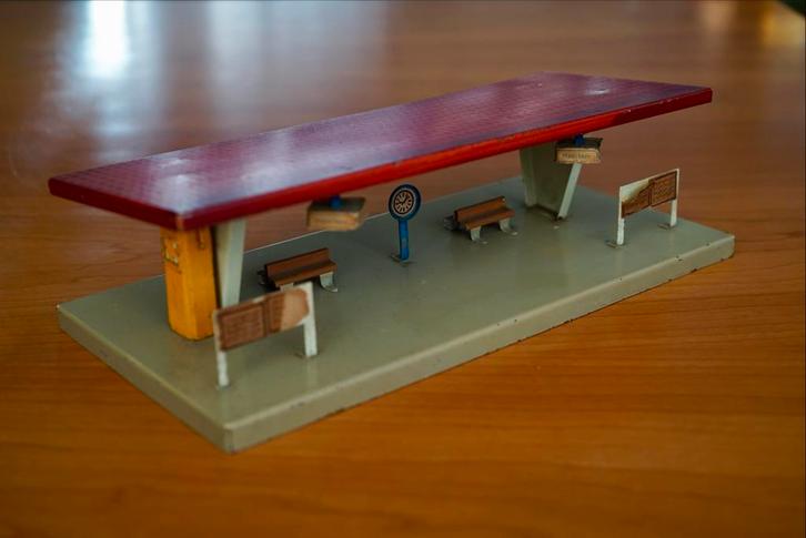 Kibri Bahnsteig Baden H0 (1949-1952) - Zeldzaam!, Hobby en Vrije tijd, Modeltreinen | H0, Brug, Tunnel of Gebouw, Gelijkstroom of Wisselstroom