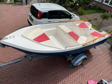 Toerboot 4.20 mtr met Atlanta trailer IN PRIJS VERLAAGD beschikbaar voor biedingen