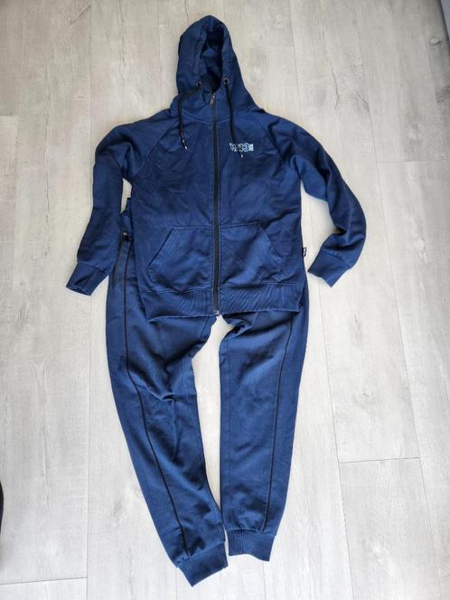 Z.g.a.n.: trainingspak 1913 PSV maat Small jogging blauw, Kleding | Heren, Sportkleding, Zo goed als nieuw, Algemeen, Maat 46 (S) of kleiner