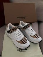 Burberry Ronnie sneakers maat 37,5 - origineel, Ophalen of Verzenden, Zo goed als nieuw, Sneakers of Gympen