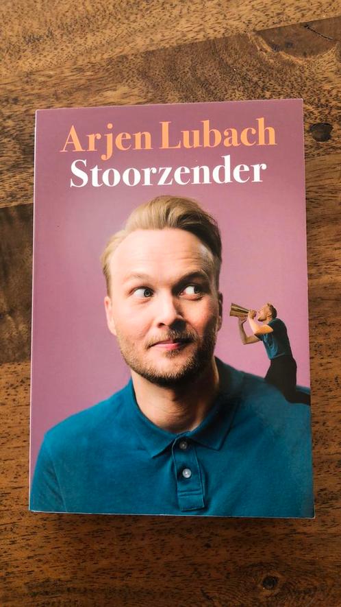 Arjen Lubach - Stoorzender, Boeken, Literatuur, Zo goed als nieuw, Nederland, Ophalen of Verzenden