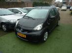 TOYOTA Aygo 1.0 12V VVT-I 5DRS Comfort, Auto's, Voorwielaandrijving, Gebruikt, Elektrische ramen, 4 stoelen