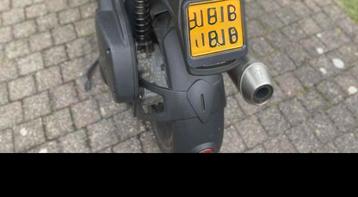 Onderdelen zip2000/Type3/GileraRunner/hexagon/GileraDnaSfera beschikbaar voor biedingen
