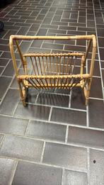 Vintage rotan lektuurbak jaren 60, Ophalen of Verzenden